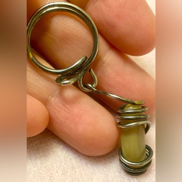 Elegant Wire-Wrapped Yellow Stone Ring - Picture 3 of 4